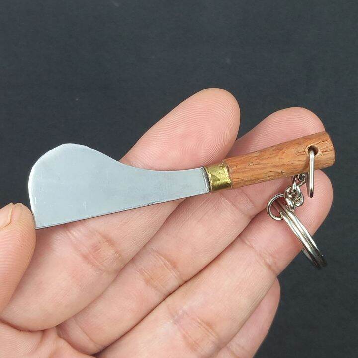 พวงกุญแจมีดอีโต้แก้วน่าม้าจิ๋ว-mini-eto-knife-keychain