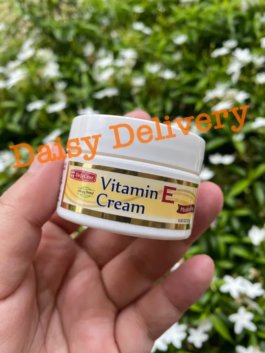 Vitamin E Cream ยี่ห้อ De La Cruz ขนาดตลับละ 12 กรัม Lazada.co.th