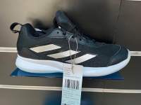 Adidas AvaFlash tennis shoe women