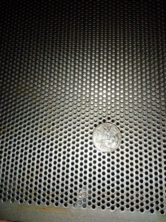 muffler screen/kalkal pipe 2.5mmhole 0.6mm thickness 3ft x 6ft per roll