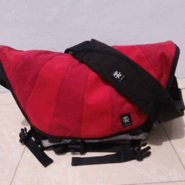 Crumpler The Barney Rustle Blanket Messenger Bag Lazada Indonesia