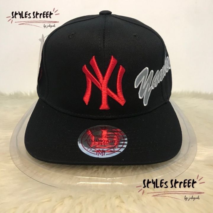 NEW YORK YANKEES Mitchell and Ness Snapback cap