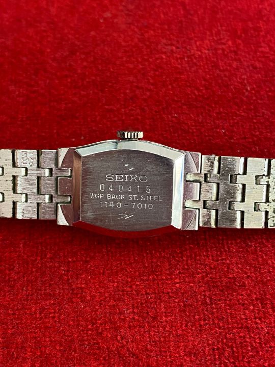 seiko-special-23-jewels-ระบบไขลาน-ตัวเรือนสแตนเลส-นาฬิกาผู้หญิง-มือสองของแท้