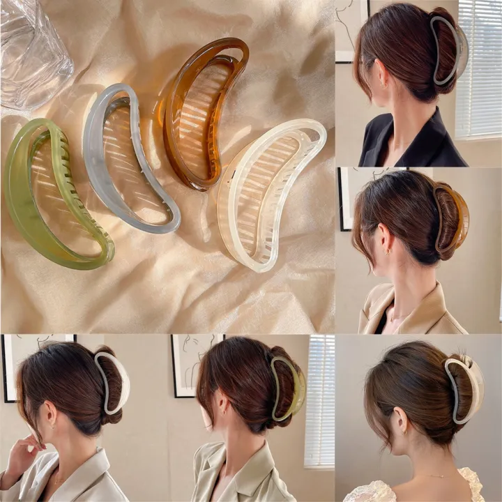 【MZONE8】Korean Oversized Hollow Halfcircle Grab Clip Korean Plate