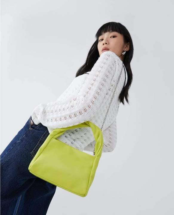 กระเป๋าสะพาย-และถือ-pomelo-รุ่น-comfly-สีเขียวมะนาว-สวยจี๊ดจ๊าด