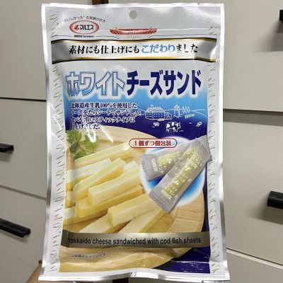 Maruesu Hokkaido Cheese Sandwiched with Cod Fish Sheets ปลาเส้นสอดไส้ชีสฮอกไกโด