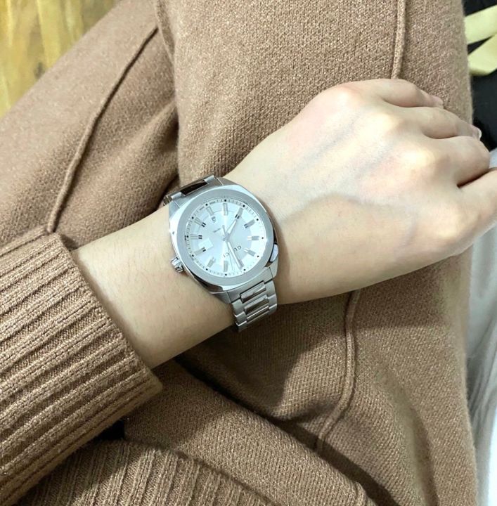 นาฬิกาข้อมือ-new-gucci-watch-gg2570-เรือนเงิน-หน้าขาว-หน้าปัด-37mm