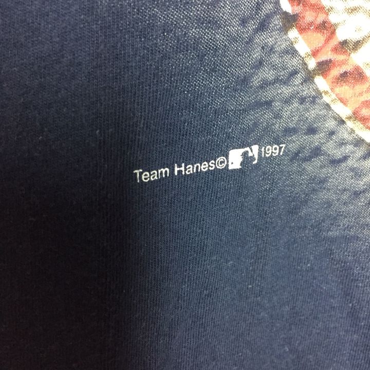 vtg-yankees-team-hanes-1997-tag-hanes-heavyweight-100-cotton-ไม่มีข้างเข็บเดี่ยวบนล่าง-ตำหนิ-เปื้อนจุดสีนิดหน่อย-size-23-x31