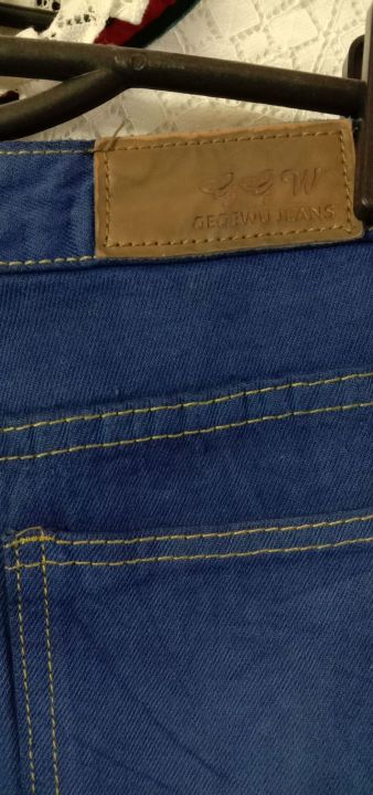 กางเกงยีนส์มือสอง-รอบเอบ-27-28ผ้าไม่ยืด-รายละเอียดเพิ่มเติมได้ที่สติ๊กเกอร์-ลงสินค้าเพิ่มทุกวันคะติดตามไว้นะคะ