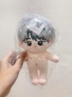 พร้อมส่ง ตุ๊กตาอี้ป๋อ 20 cm