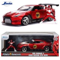 Nissan GTR R35 พร้อมหุ่น Power Ranger Red โมเดลรถเหล็ก Jada toys 1/24