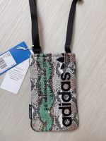 Adidas phone bag
ห้อยคอ สะพายข้าง