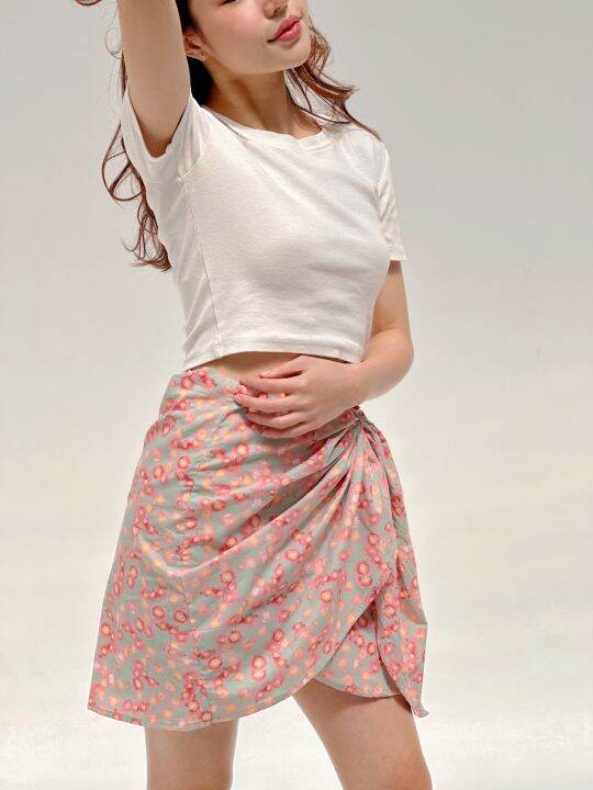 aster-wrap-skirt-กระโปรงไขว้หน้า-dressylismm-ฟรีไซส์-วิธีใส่อยู่ในไอ-จี-ค่ะ