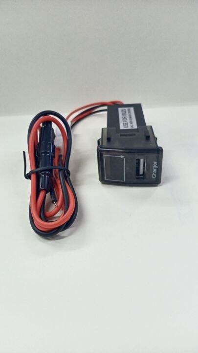 พอร์ตชาร์จ-usb-volt-meter-ตรงรุ่น-isuzu