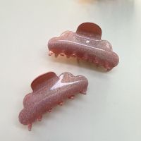 Vneat new in ? Silky pink claw ? กิ๊บหนีบผมพร้อมส่ง ไซส์กลาง ขนาด 7 cm