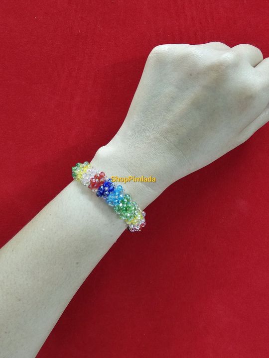 สร้อยข้อมือลูกปัดคริสตัล-handmade-มีแค่ลายละ-1-เส้นเท่านั้นค่ะ-หมดแล้วหมดเลยค่ะ-ประณีตทำขึ้นด้วยมือทุกชิ้น-สวยงามมาก-ยิ่งโดนไฟเล่นไฟดีมาก-ใส่ออกงานได้สวยงามมากๆค่ะ-พร้อมส่ง