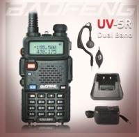 BaoFeng walkie talkie UV-5R two way cb radio upgrade version baofeng uv5r 128CH 5W VHF UHF 136-174Mhz &amp; 400-520Mhz สีดำ (2438)