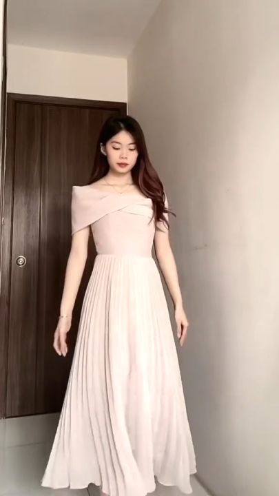 Váy Chữ A Nữ Cổ Vuông Dây Chéo Cổ | FM Style