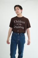 Anē children of revolution tee ,walnut brown เสื้อยืด unisex สีวอนัทบราวน์ ane.wear