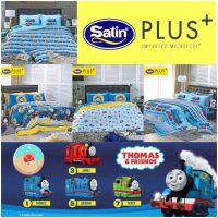 Satin Plus+ (Thomas &amp; Friends) : ชุดผ้าปูที่นอน+ผ้านวม (ขนาด 3.5 | 5 | 6 ฟุต) ❇️ เครื่องนอนซาติน พลัส รุ่นลายการ์ตูน (รถไฟโทมัส) ?รองรับที่นอนหนาสูงสุด 14 นิ้ว ?“Satin Plus+ Cartoons Collection”