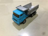 โมเดลรถเหล็ก Tomica Isuzu off road dump Japan