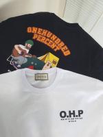 Oversized เสื้อยืดโอเวอร์ไซส์ลายคนกางเต้นท์O.H.Pอกซ้าย