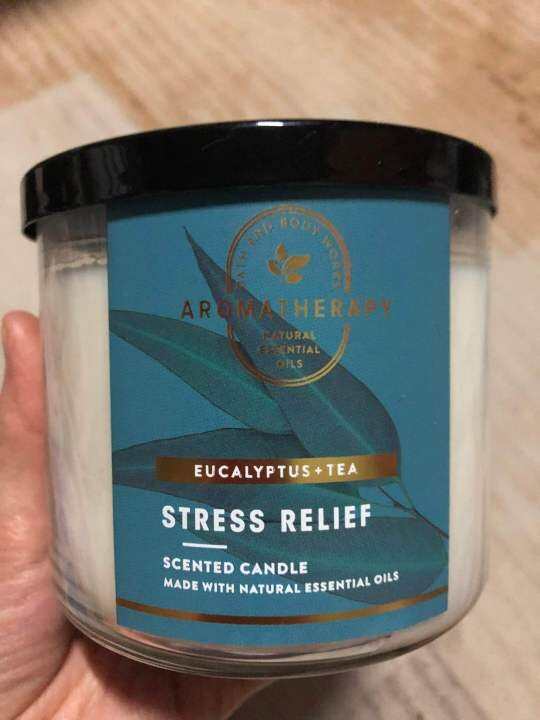 🇨🇦Bath and Body Works Stress Relief Eucalyptus Tea 3 wick candle
