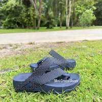 รองเท้าแตะ fitflop SLING ฟิบฟลอบ (งานป้ายข้าง) รุ่นสลิงลายจุด งานใหม่ เบา ใส่เท่สีดำ น้ำตาล น้ำเงิน ไซร้ 36---44 ใส่ทุกวัย