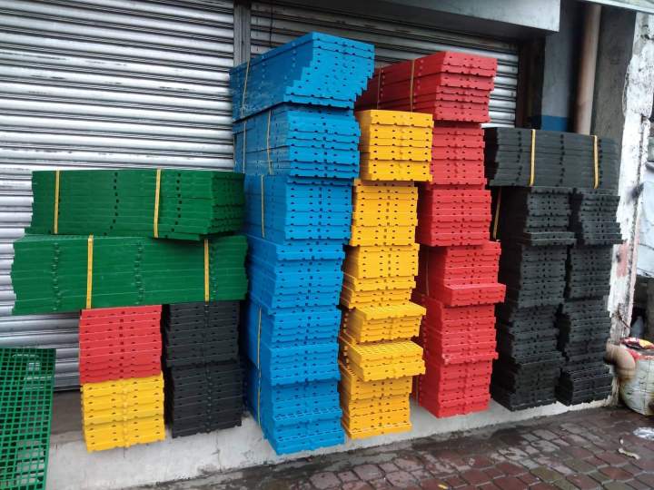 plastic matting 1x3.... 1x3 plastic matting... heavy duty matting ...