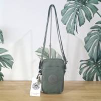 KIPLING Tally crossbody phone bag
กระเป๋าใส่โทรศัพท์ วัสดุ Nylon+ซับใน Polyester  
สามารถใส่โทรศัพท์ได้ 7.5 นิ้ว