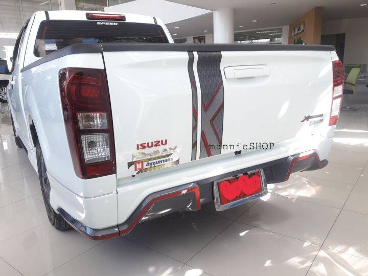 สติ๊กเกอร์ลายดั้งเดิมรถ-คาดหน้ากระโปรงและท้ายรถ-isuzu-dmax-2018-รุ่น-speed-อีซูซุ-ดีแม๊กซ์-sticker-ติดรถ-แต่งรถ-ลายแต่งรถ