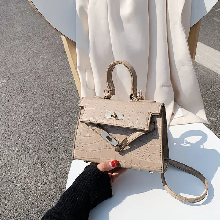 Beloved robot Respond Internet Celebrity Women's Bag Ins All-Matching Small Bag 2022 Summer  Popular New Fashion Shoulder Portable Kelly Bag Messenger Bag | Lazada PH