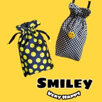 ถุงผ้าหูรูด กระเป๋าผ้าหูรูด มีซับใน ทรงสัปปะรด
รุ่น Smiley Very Happy 
มี สี ดำ / ชมพูเข้ม / ฟ้า / เขียว / น้ำเงิน / ม่วง / ส้ม /แดง 
สูง 22 cm.
กว้าง 16 cm.