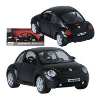 1:25 Volksawagen New Beetle [Maisto]