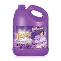 Fineline Regular Softener 3500 ml Purple.ไฟนไลน์ น้ำยาปรับผ้านุ่ม สูตรมาตรฐาน อโรมาติค ฟลอรัล สีม่วง 3500 มล.