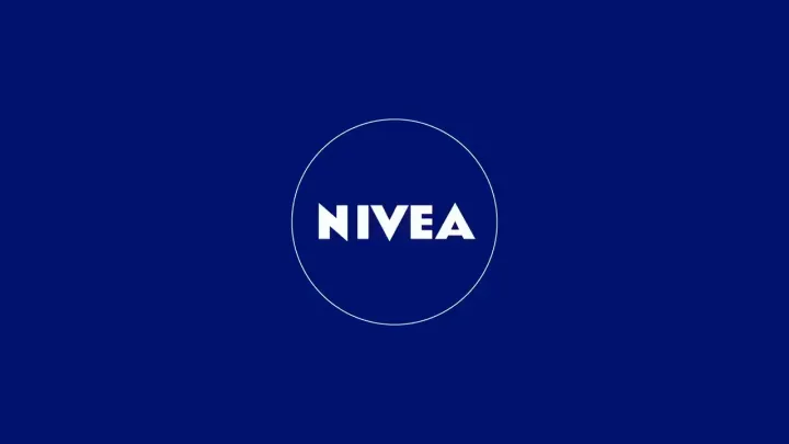 [ลดสูงสุด 30%   โค้ดลดเพิ่ม 20%] นีเวีย โฟมล้างหน้า เพิร์ลไบรท์ ฟิลเลอร์ 100 กรัม 2 ชิ้น NIVEA