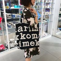 พร้อมส่ง T.27.N Marimekko Notko bag in logo ของแท้100% มีป้ายแท็ก เป็นผ้าแคนวาส (กระเป๋าผ้า,ถุงผ้า,ถุงผ้าลดโลกร้อน,โลโก้)