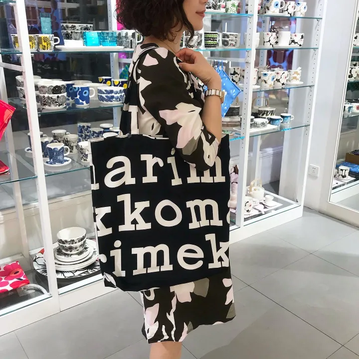 พร้อมส่ง  Marimekko Notko bag in logo ของแท้100% มีป้ายแท็ก  เป็นผ้าแคนวาส (กระเป๋าผ้า,ถุงผ้า,ถุงผ้าลดโลกร้อน,โลโก้) 