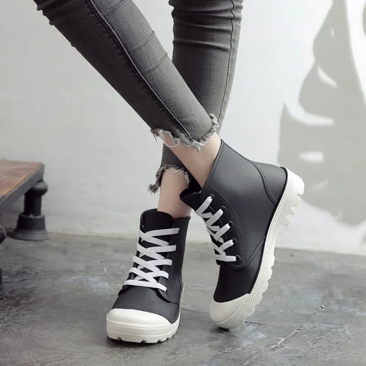short rain boots with laces