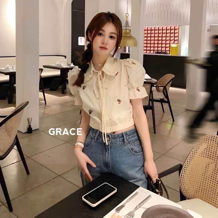 เสื้อคอบัวงานปักสวยมากป้ายgrace