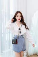 Dewishes ? White Korea Blouse เสื้อแขนยาว ฉลุ สีขาว