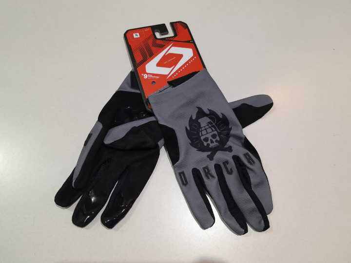 GLOVE ORCA Lazada Indonesia