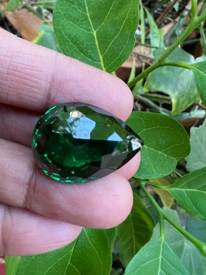 เพชร CZ  Cubic Zirconia Green Emerald Diamond pear 23x16MM- 47cts   พลอย มรกต เพชรรัสเซีย  47 กะรัต(CARATS) พลอย ขนาด 23X16 มิล ( MM)1 Pcs( 1 เม็ด) พลอยสั่งเคราะเนื้อแข็ง