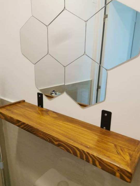 R Vic custom floating shelves with hidden brackets / mahogany wood 3