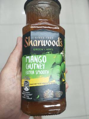 Sharwoods Smoot Mango Chutney ซอสมะม่วงกวน 360g.