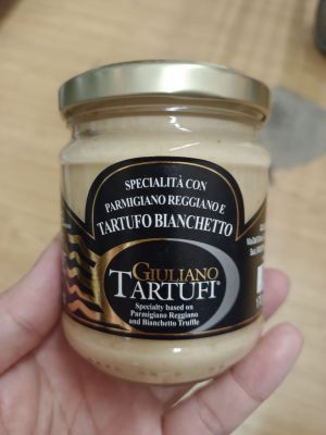 Parmesan and Bianchetto Truffle cream 170g. ครีม Parmesan และ Bianchetto Truffle