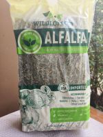 Premium Alfalfa Hay Wildloft ขนาด 1 kg หญ้าอัลฟาฟ่าเกรดพรีเมี่ยม สำหรับกระต่าย ชินชิล่า แกสบี้
