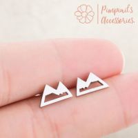 ?? พร้อมส่ง : ต่างหูสแตนเลสสไตล์มินิมอลลายภูเขา | Mountain Stainless Minimalist Stud Earring.