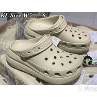 รองเท้าแตะ Crocs Mega Crush Clog ผู้หญิง ส้นสูง มี ไชส์35-40 รองเท้าสวยสวย