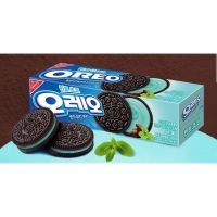 คุกกี้โอริโอ้สอดไส้ มิ้นต์/สตอเบอรี่/เรดเวลเวท 80กรัม. Oreo Choco Sandwich Cookies mint/strawberry/red velvet 80g.